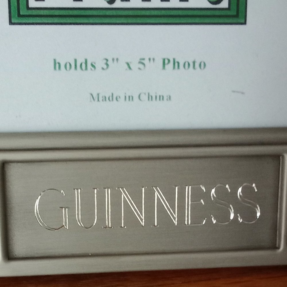 "Guinness" DOG Photo Frame - Picture 4 of 9